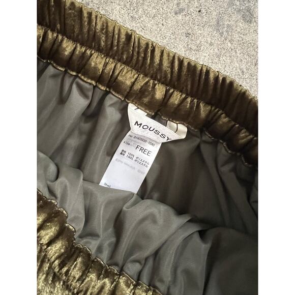 Moussy Metallic Pleated Midi Skirt NWOT Free Size - Picture 2 of 6